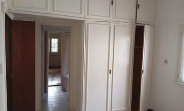 Casa a refaccionar en venta en Beccar