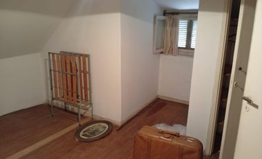 Casa a refaccionar en venta en Beccar