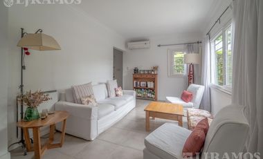 Casa en venta en Beccar