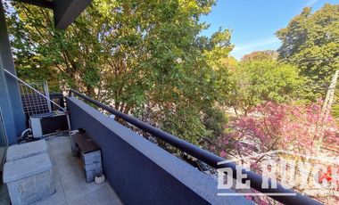 Monoambiente con cochera