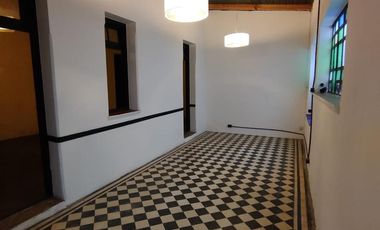 Depósito 90 m2  en alquilr- Olivos-Maipu/Uzal