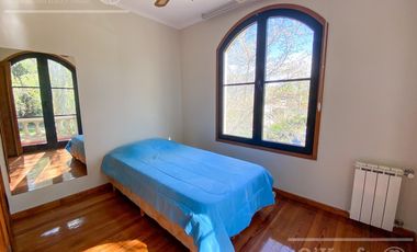 Casa en venta de cuatro ambientes en Abril Club de Campo, Guillermo Hudson