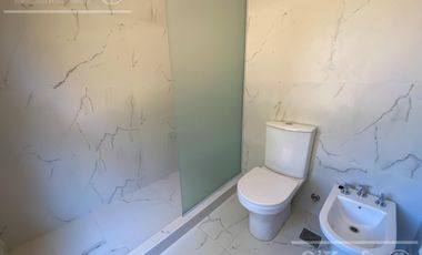 Casa en venta de cuatro ambientes en Abril Club de Campo, Guillermo Hudson