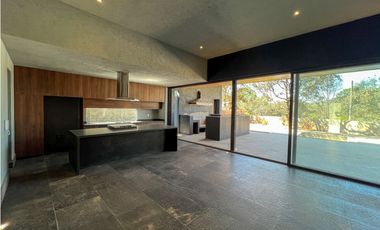 PREVENTA CASA||VISTA I BOSQUE AVANDARO|VALLE DE BRAVO