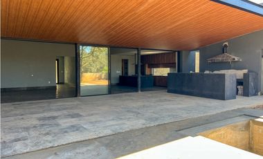 PREVENTA CASA||VISTA I BOSQUE AVANDARO|VALLE DE BRAVO