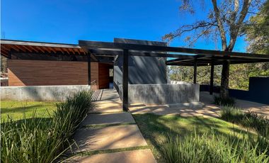 PREVENTA CASA||VISTA I BOSQUE AVANDARO|VALLE DE BRAVO