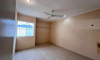 Casa en venta de una planta en Mérida Fraccionamiento Las Américas