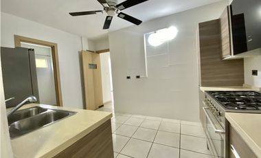 Venta o Alquiler Casa PH Victoria Paseo del Norte Brisas del Golf- LH