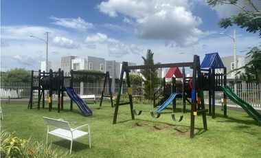 Venta o Alquiler Casa PH Victoria Paseo del Norte Brisas del Golf- LH