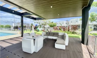 Venta o Alquiler Casa PH Victoria Paseo del Norte Brisas del Golf- LH