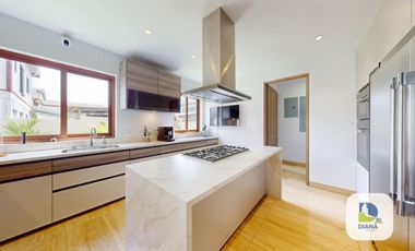 Venta de casa en Santa María