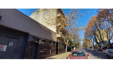 Lote Edificable 10x20 – USAA – PB + 6 + 2 Retiros