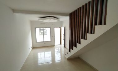 Dúplex en venta de 2 dormitorios c/ cochera en Costa Azul