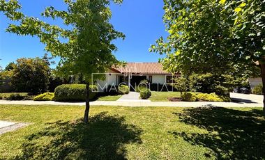 Casa en Venta en Condominio Adobes de Nogales