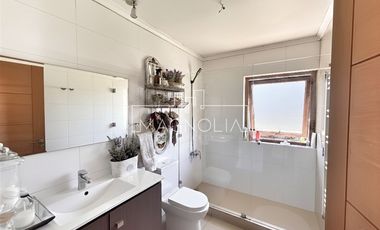 Casa en Arriendo en Condominio Adobes de Nogales