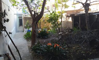 Venta casa 4 Ambientes y 1/2 Mataderos con parque
