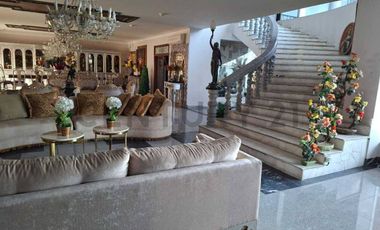 Casa en Venta 2.000m2 de terreno al pie del rio, La Puntilla