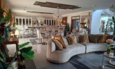 Casa en Venta 2.000m2 de terreno al pie del rio, La Puntilla