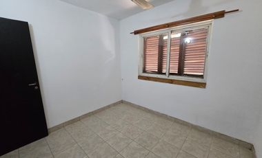 ALQUILER DE DEPARTAMENTO 3 AMBIENTES EN MONTE GRANDE - BARRIO COCA COLA- MONTE GRANDE