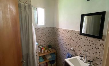 Casa en venta - 3 Dormitorios 3 Baños - 330Mts2 -  La Plata