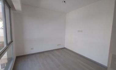 Departamento de 2 ambientes con Balcon en Venta - Con Cochera - Olivos