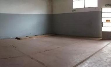 Depósito en venta - 1 baño - 160 mts2 - La Plata