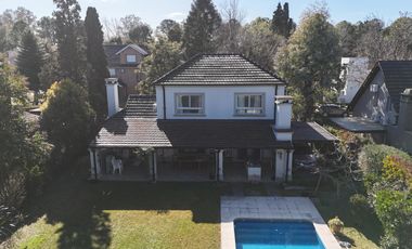 Excelente casa moderna 3 dormitorios IMPECABLE