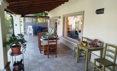 Excelente casa moderna 3 dormitorios IMPECABLE