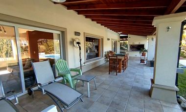 Excelente casa moderna 3 dormitorios IMPECABLE