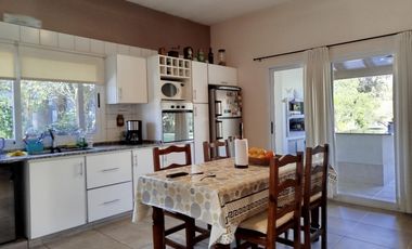 Excelente casa moderna 3 dormitorios IMPECABLE