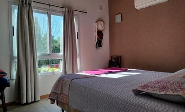 Excelente casa moderna 3 dormitorios IMPECABLE