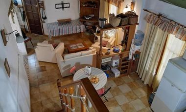 Casa en venta - 4 Dormitorios 2 Baños - 202.5Mts2 - Las Toninas