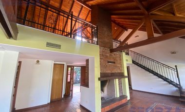 Casa - Malvinas Argentinas