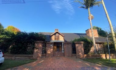 Casa - Malvinas Argentinas