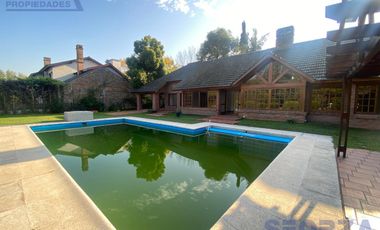 Casa - Malvinas Argentinas