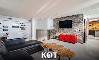 6 Ambientes con cochera y dependencia en Recoleta EN VENTA!