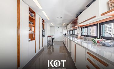 6 Ambientes con cochera y dependencia en Recoleta EN VENTA!