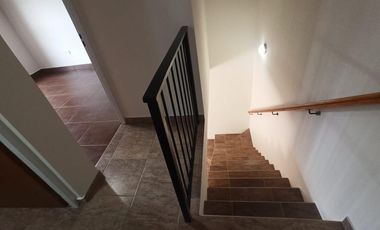 EN VENTA COMPLEJO EN FUNES 4 DEPARTAMENTOS 3 COCHERAS Y ESPACIOS COMUNES IDEAL INVERSORES