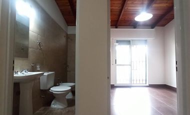 EN VENTA COMPLEJO EN FUNES 4 DEPARTAMENTOS 3 COCHERAS Y ESPACIOS COMUNES IDEAL INVERSORES