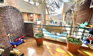 Venta departamento 3 ambientes Banfield Este