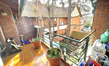 Venta departamento 3 ambientes Banfield Este