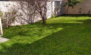 Excelente casa sobre lote propio en el centro de Wilde