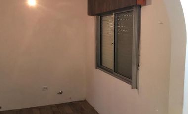 PH en venta - 1 dormitorio 1 baño - 38 mts2 - Berazategui