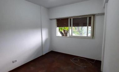 Departamento en venta - 3  dormitorios  2 baños - Cochera - 85mts2 - Tolosa