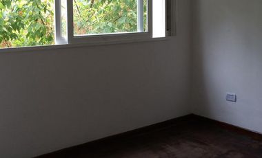 Departamento en venta - 3  dormitorios  2 baños - Cochera - 85mts2 - Tolosa