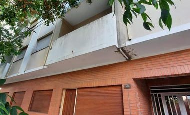 Departamento en venta - 3  dormitorios  2 baños - Cochera - 85mts2 - Tolosa