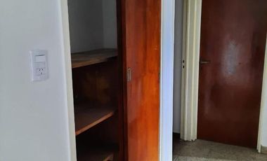 Departamento en venta - 3  dormitorios  2 baños - Cochera - 85mts2 - Tolosa