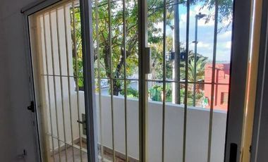 Departamento en venta - 3  dormitorios  2 baños - Cochera - 85mts2 - Tolosa