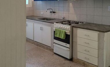 Departamento en venta - 3  dormitorios  2 baños - Cochera - 85mts2 - Tolosa