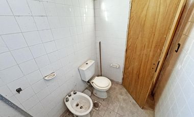 Galpon con vivienda en San Lorenzo